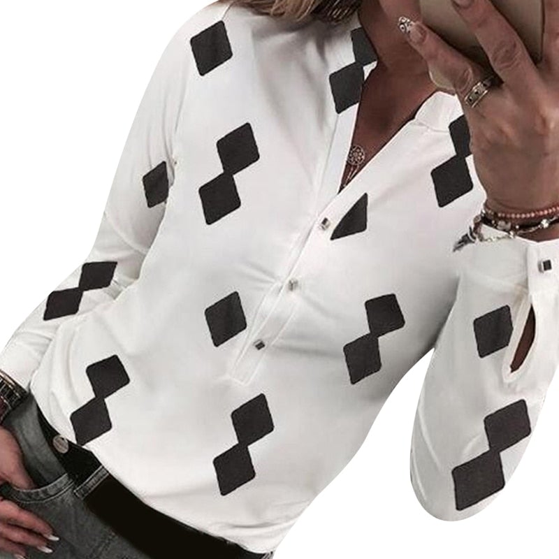 Damenshirt mit geometrischem Muster