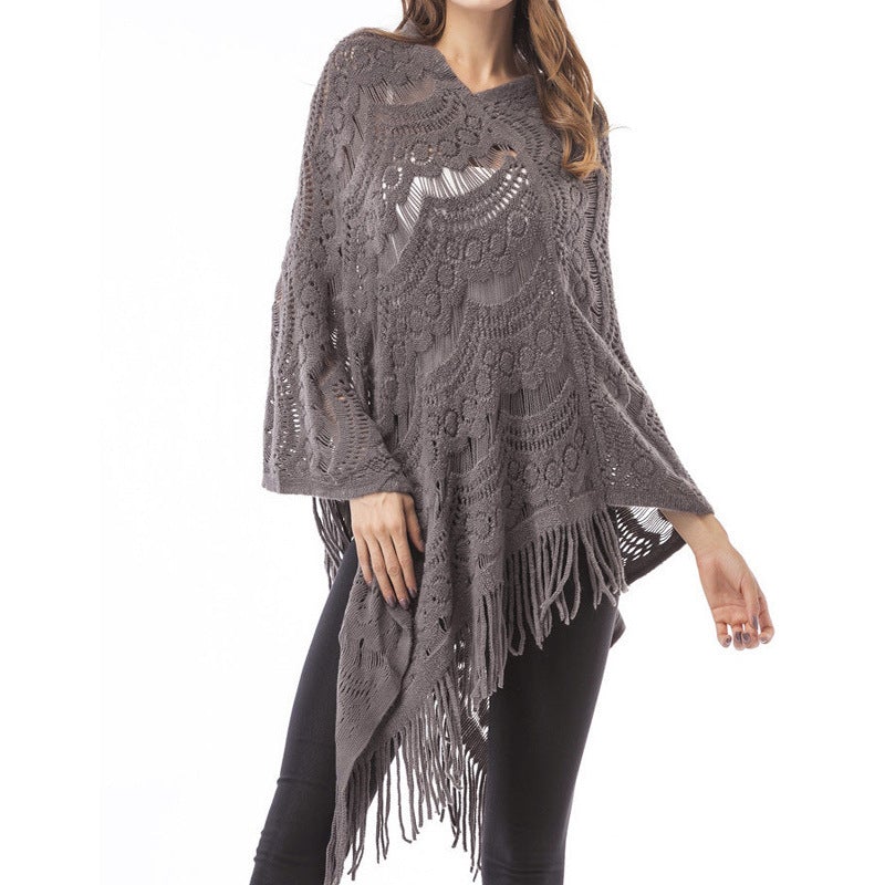 Poncho-Pullover für Damen mit Ziernähten