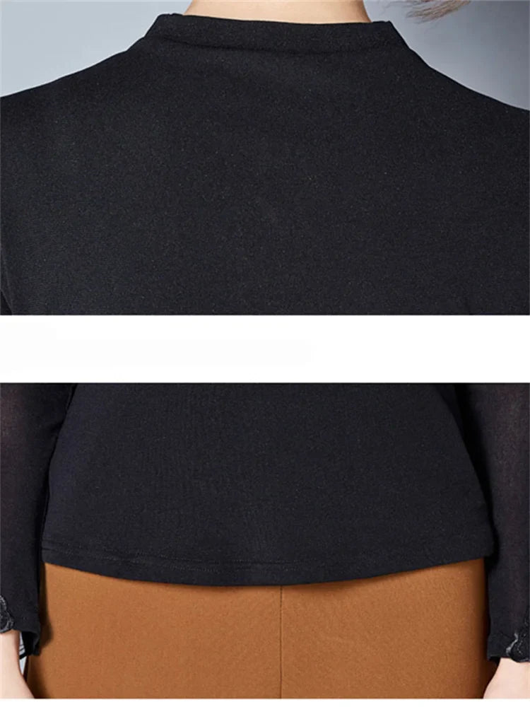 Loraine - Spitzenbluse mit Turtleneck