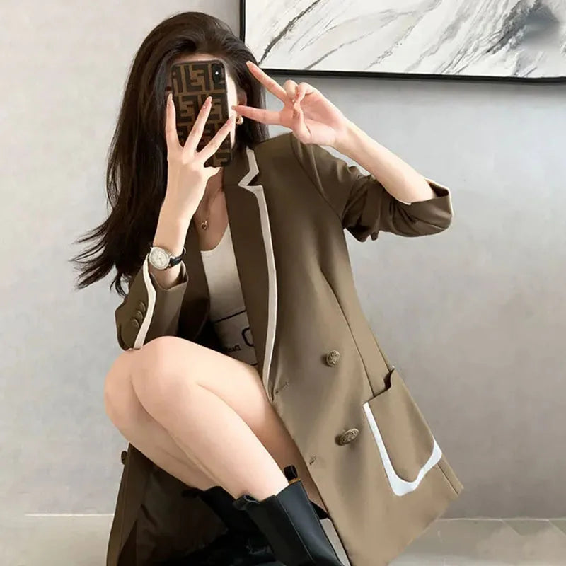 Xarina - Doppelreihiger Blazer im Koreanischen Stil