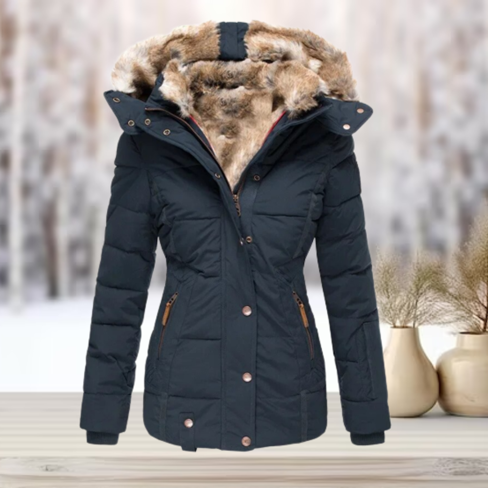 Flauschige Frauen-Winterjacke: Stil & Wärme vereint