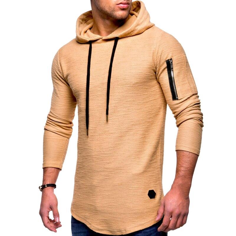 Herren-Sweatshirt mit Kapuze und einer Tasche am Ärmel