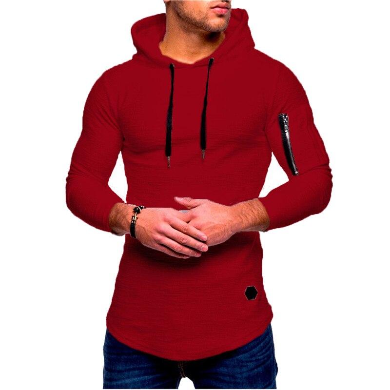 Herren-Sweatshirt mit Kapuze und einer Tasche am Ärmel