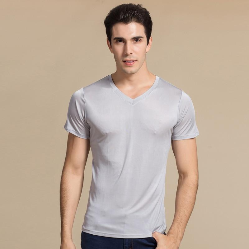 Slim Fit Herren-T-Shirt mit V-Ausschnitt