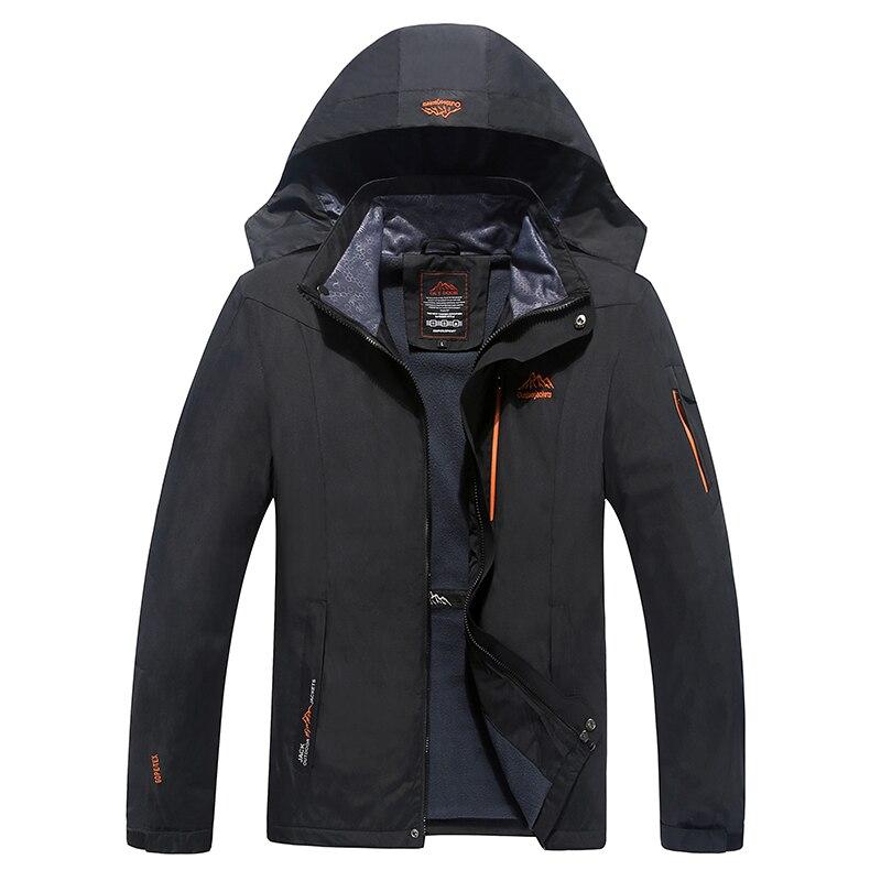 Herren Winterjacke mit Kapuze