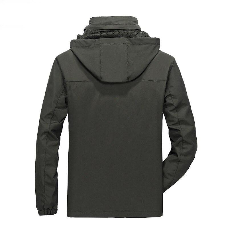 Herren Winterjacke mit Kapuze